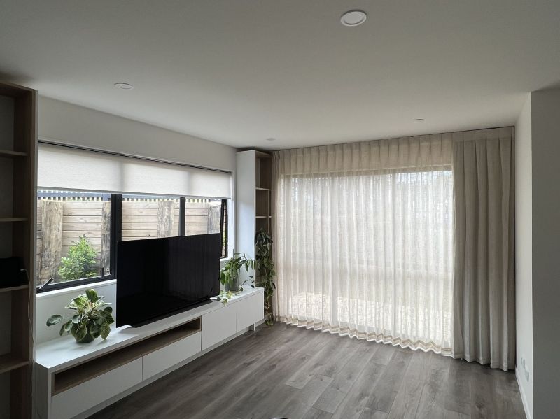 Roman blinds